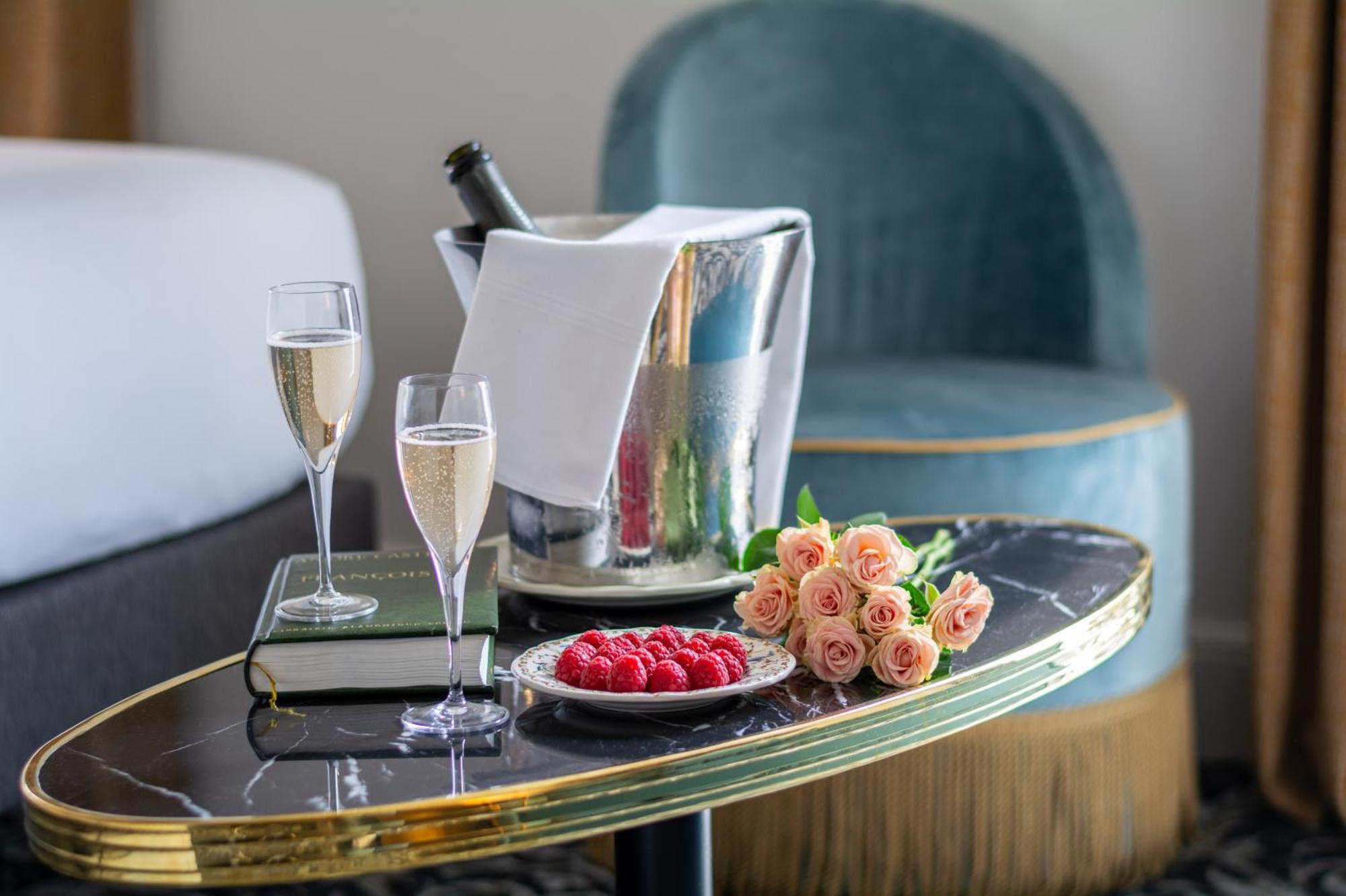 Hotel & Spa Napoleon Fontainebleau Kültér fotó